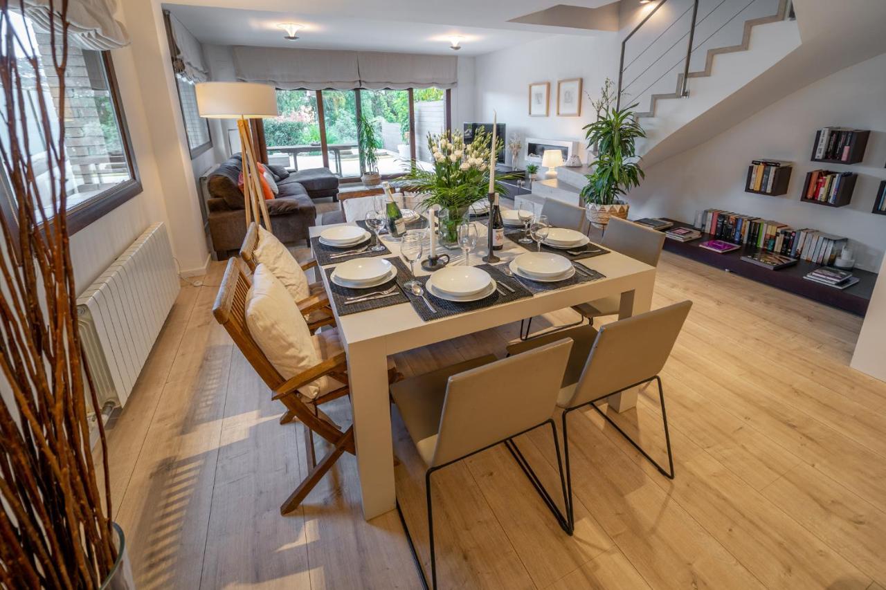 Residencial Bella Donna Lux House, Jacuzzi Y Piscina Privada Сasa de vacaciones Lloret de Mar