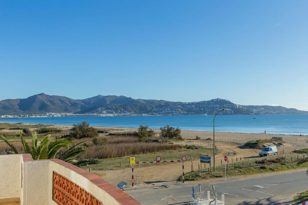 V020 - Puerto Primero Ampuriabrava