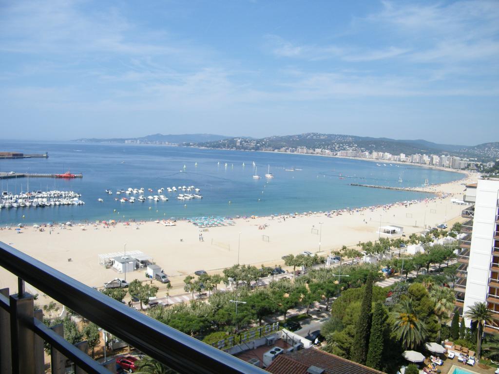 Davant Del Mar *