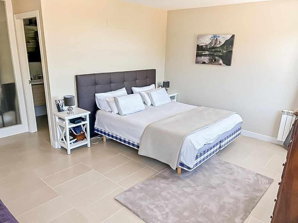 Peralta W Above Ground Pool Villa *
