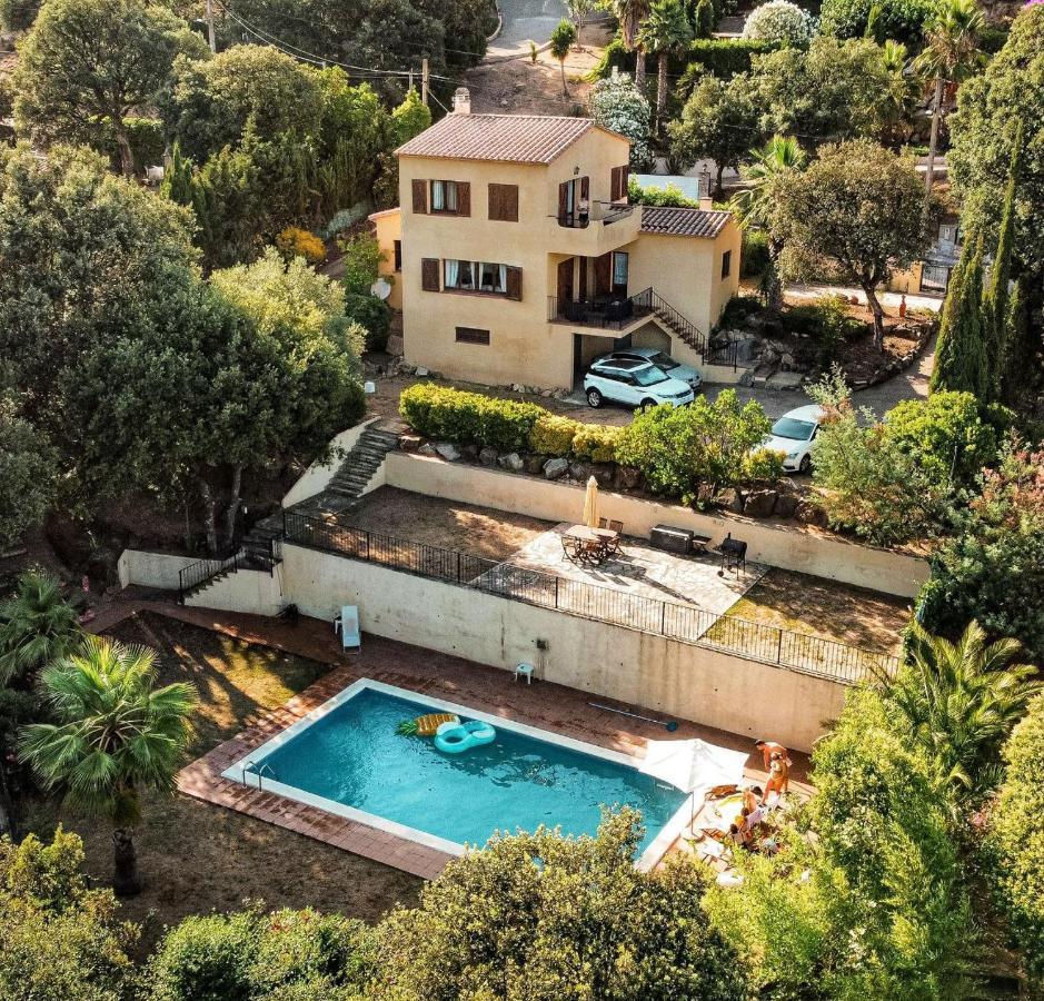 Villa For Eight Guests