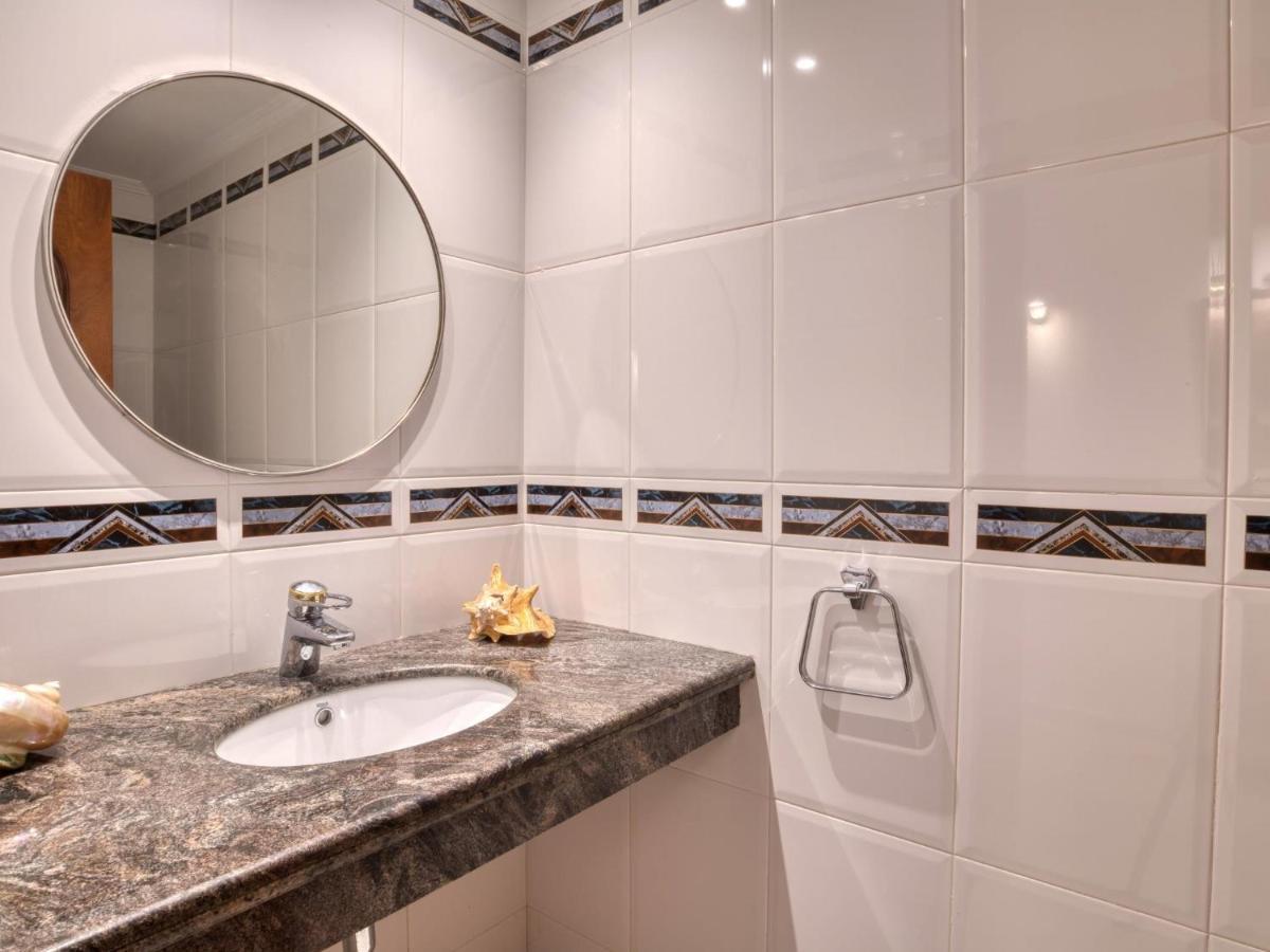 Piso Lux Gavina * Palamos