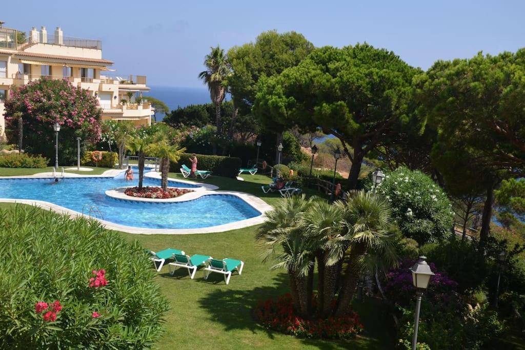 Sea View House With Private Pool And Garden Holiday home