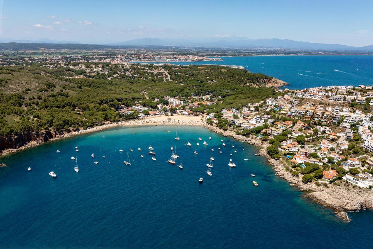 Wecamp Cala Montgo Campsite
