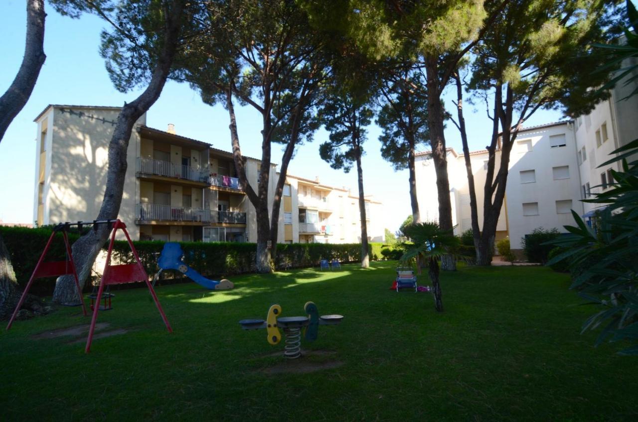 Magda Park J 2 B *