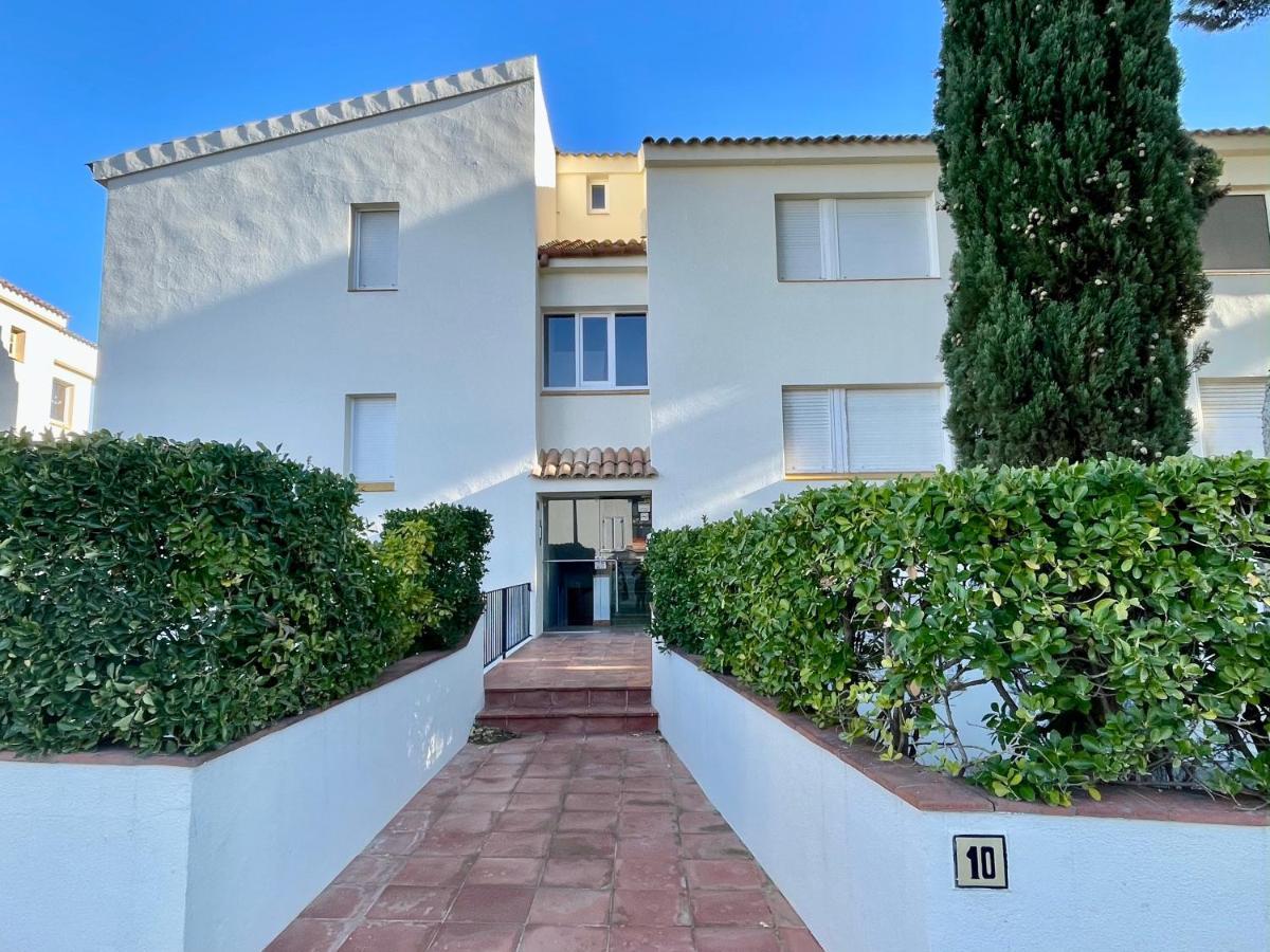 Apartamento Puig Padro 10 1-1 *