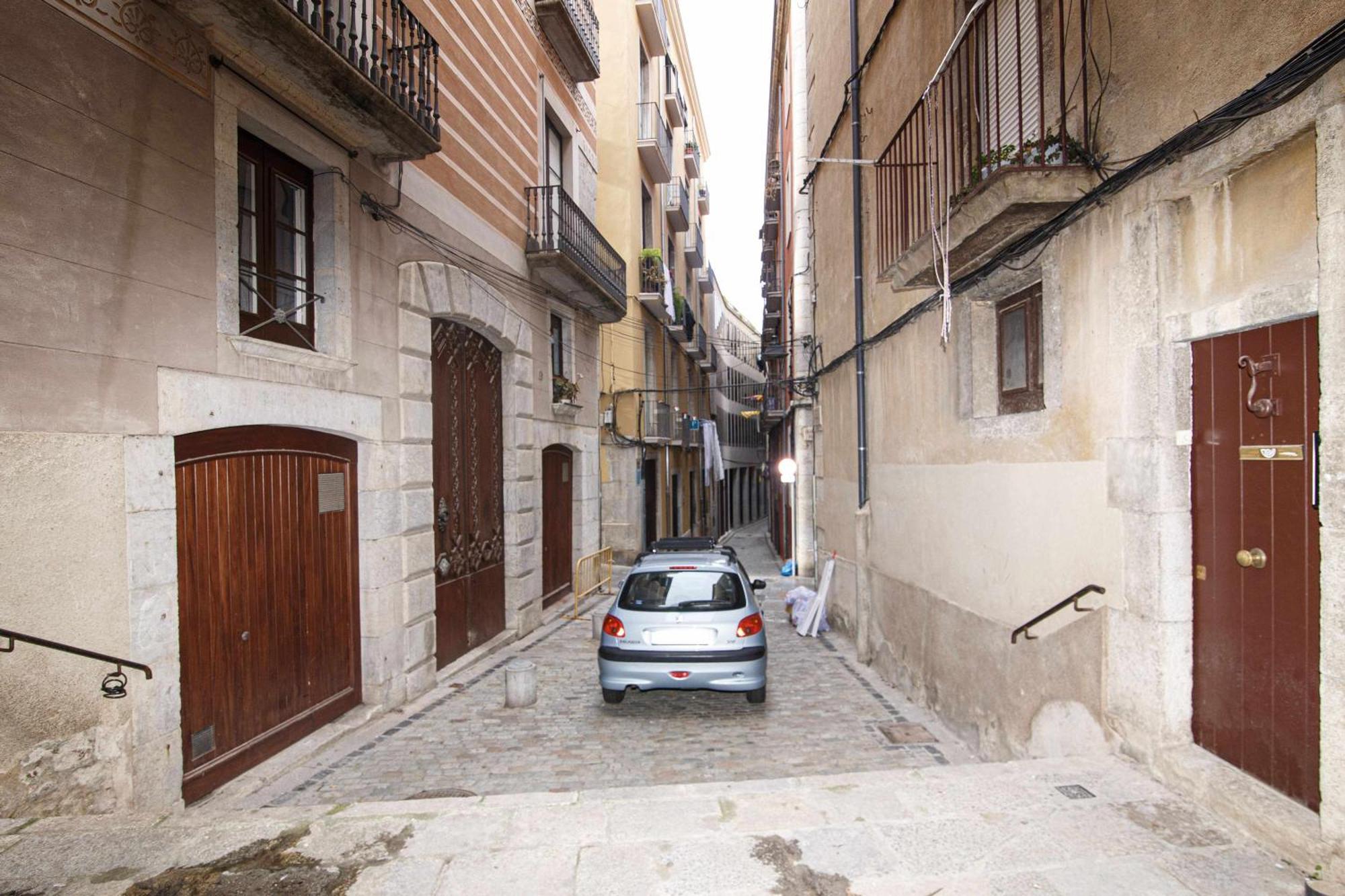 Tr Auriga En El Barri Vell Girona