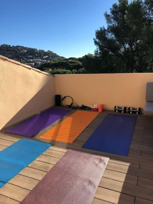 Apartamento 2 Story, 5 Bedroom, 3 Bath Flat, Steps From The & Cliff Walk