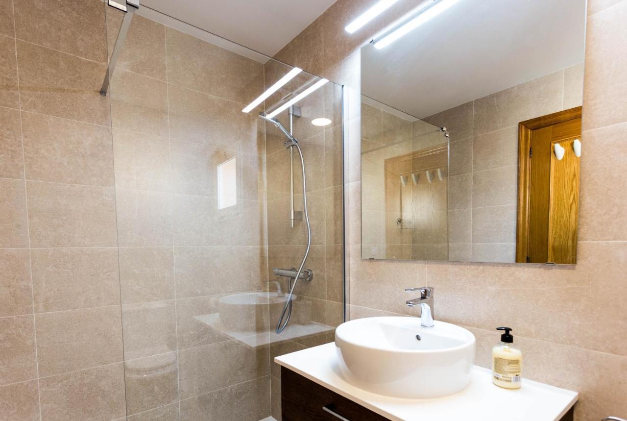 Holiday home Casa Con Jardin-wifi Free L'Escala