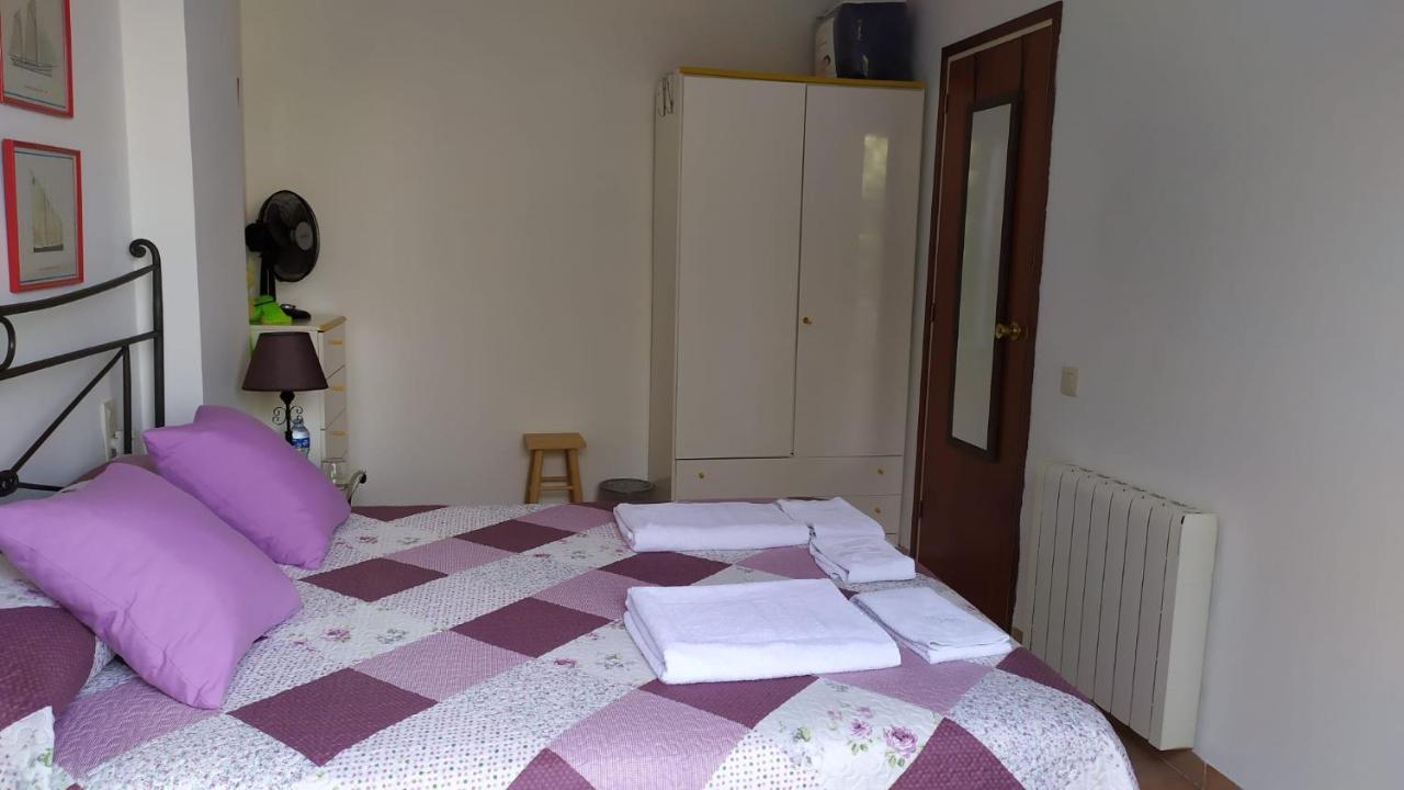 Violeta Palmeres Habitación en casa particular Palafrugell