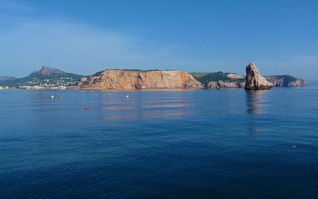 A 3 Minutos De La Playa. Cerca Del Centro L'Estartit