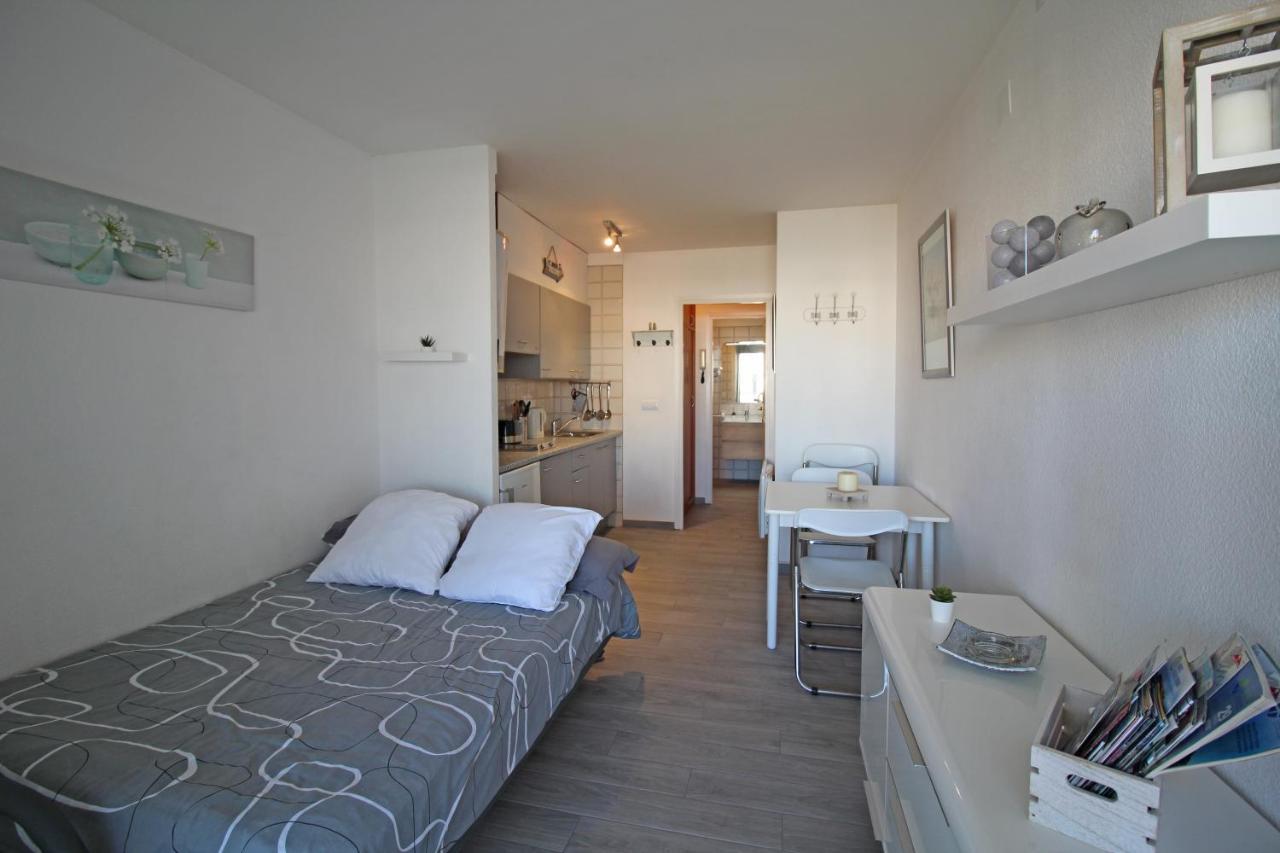 Apartamento Basic Comfort Estudio Pattaya 1º *