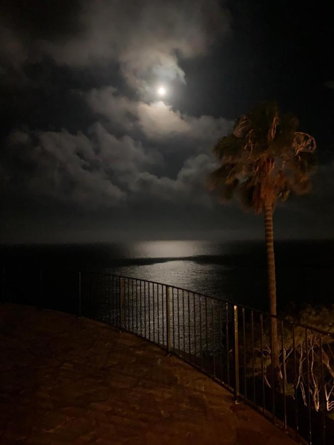 Apartamento Con Playa Y Vistas En La Costa Brava Apartment Begur