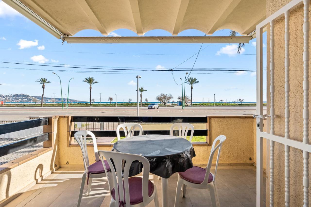 Welcs Apartamento 047 Emp Frente Al Mar Apartment Empuriabrava