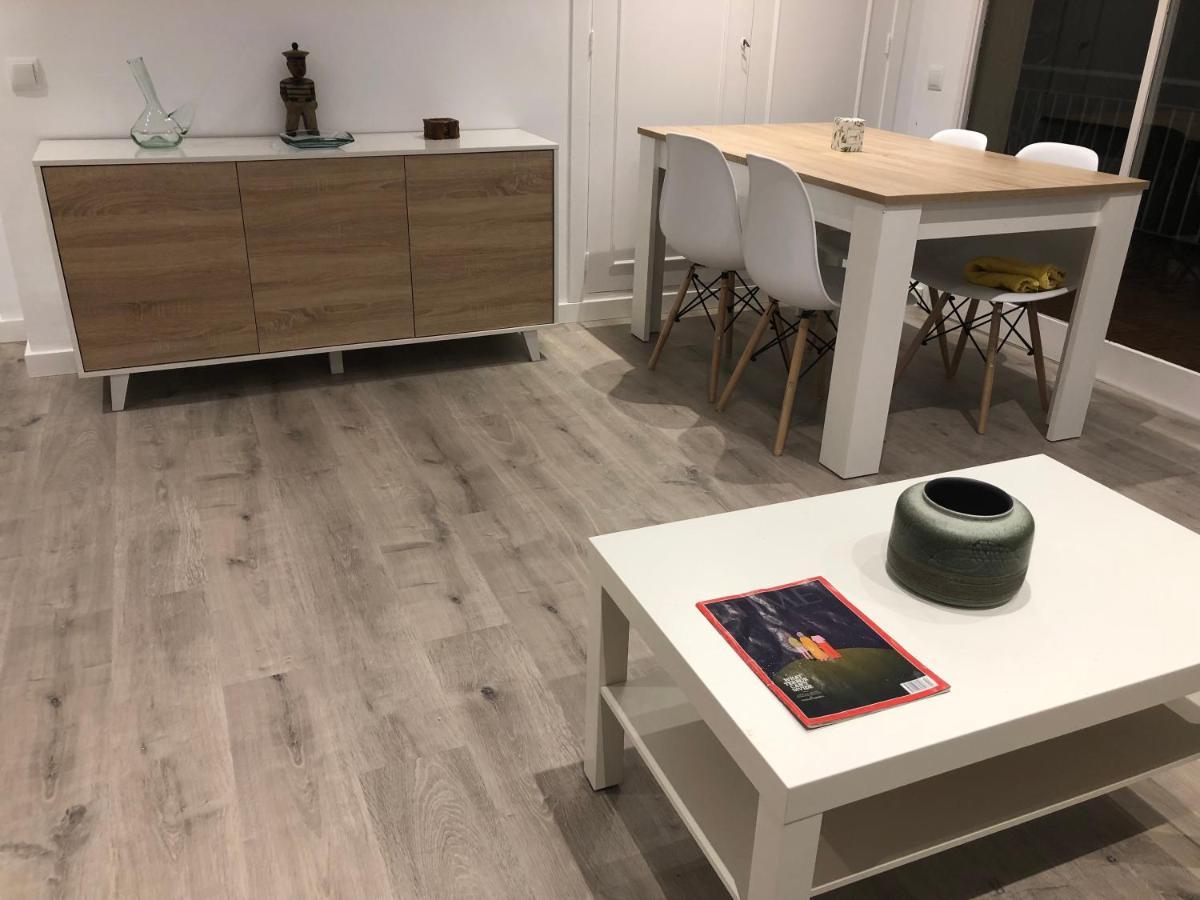 Apartment Apartamento Con Terraza En Centro A 300m Playa 6pax - Wi-fi Y Aacc S'Agaro