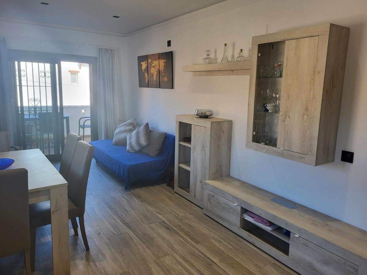 Kuqueta, Holiday home