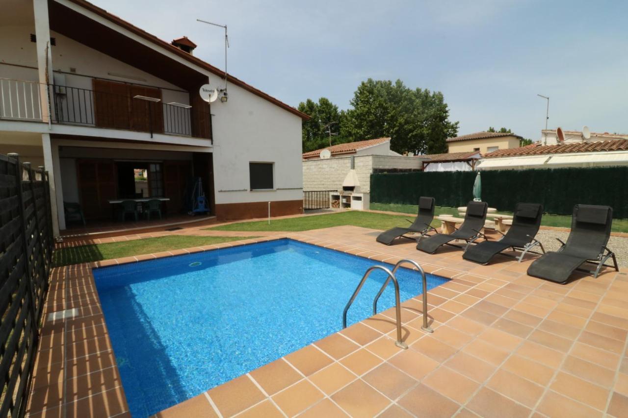 Peni 168a - Belle Maison Avec Piscine Holiday home