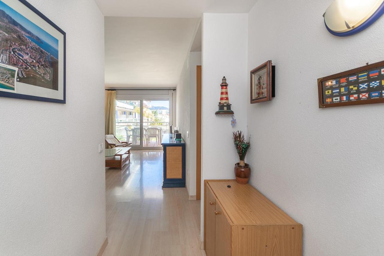 Apartamento Vista Canal Apartment Roses