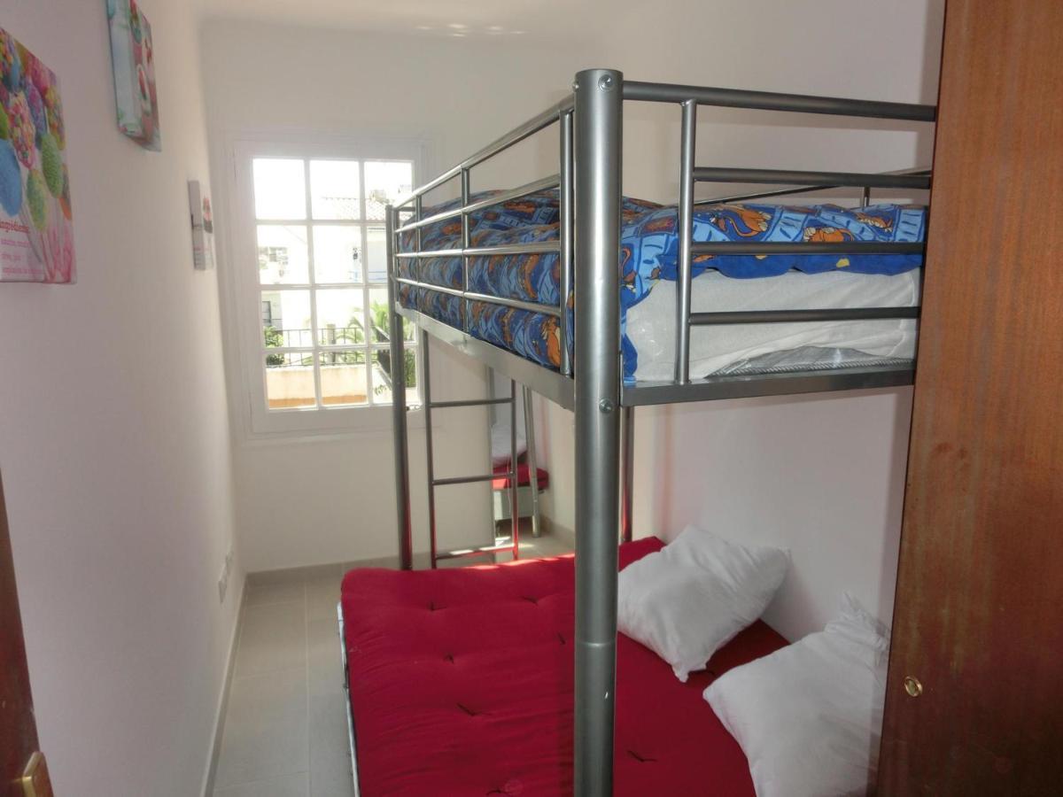Atico Renovado Y Luminoso Con 2 Terrazas, Cerca De La Playa Y Paseo Maritimo, Parking Y Wifi Inclus - Es-228-47 *