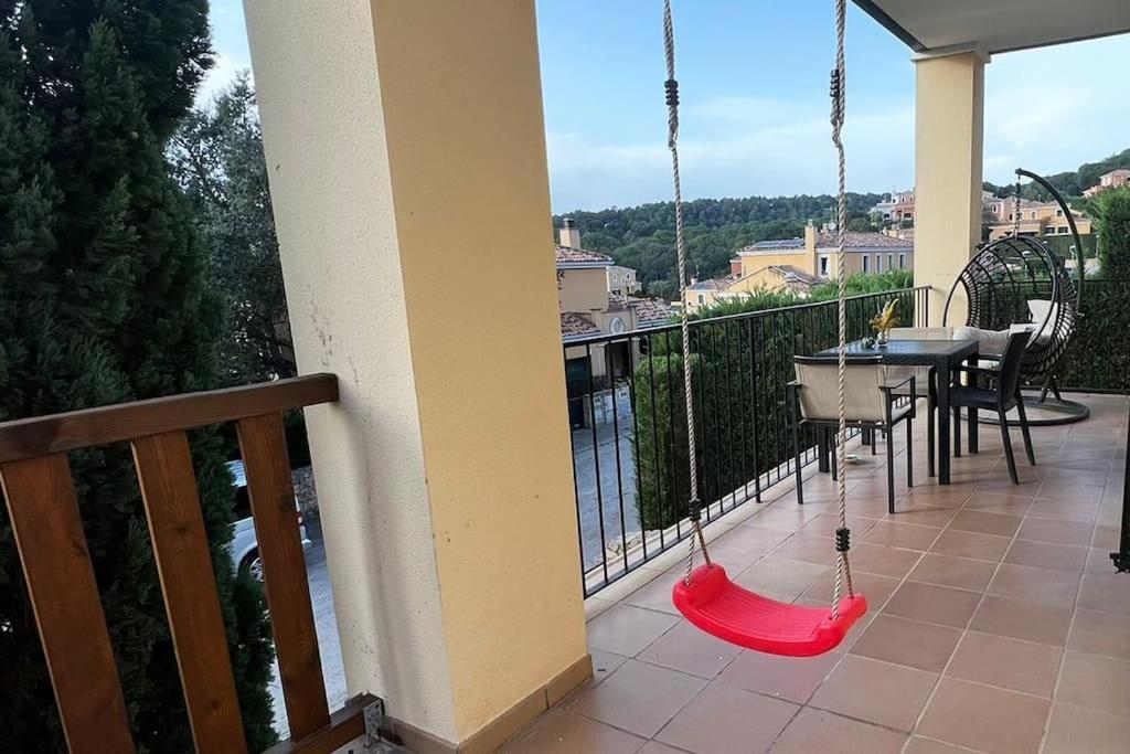 Detached House With Pool Nearby Girona Villa
