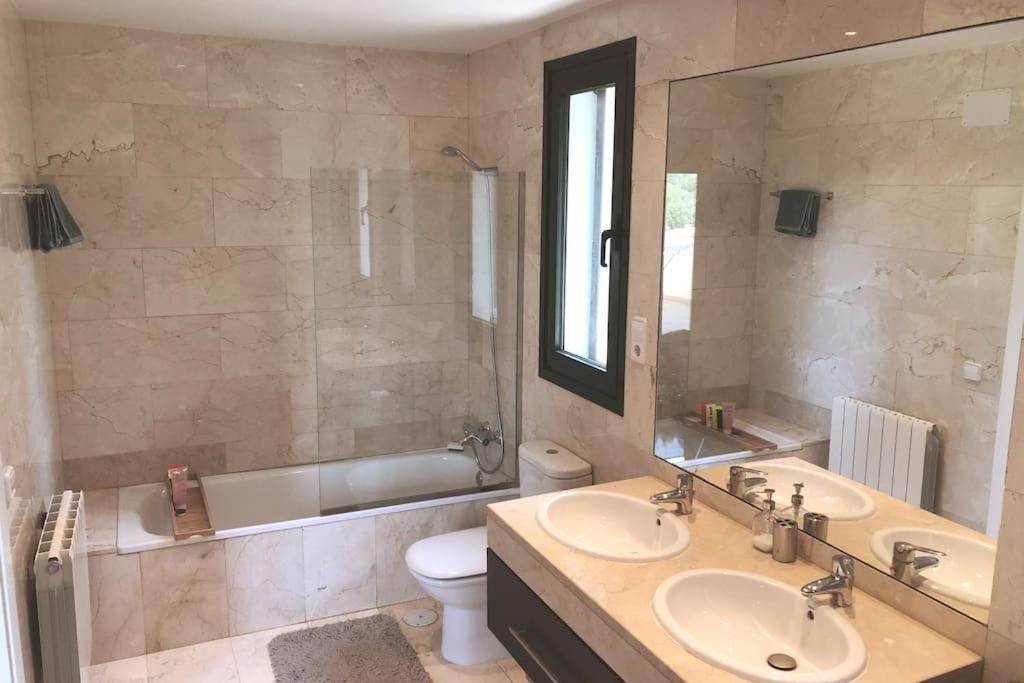 Detached House With Pool Nearby Girona *