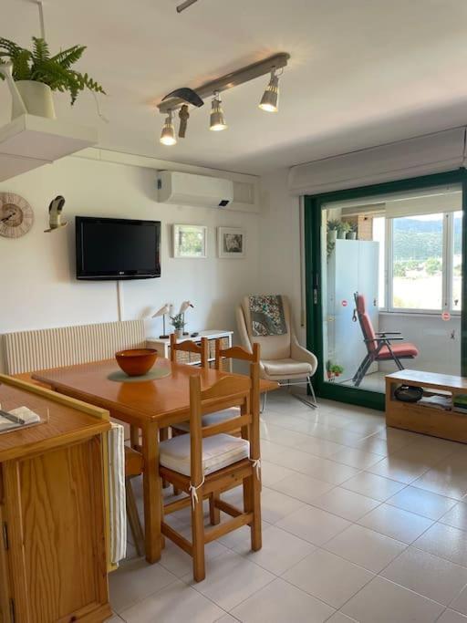 Apartamento Con Piscina En