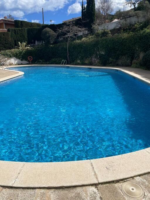 Con Piscina En Apartamento Llançà
