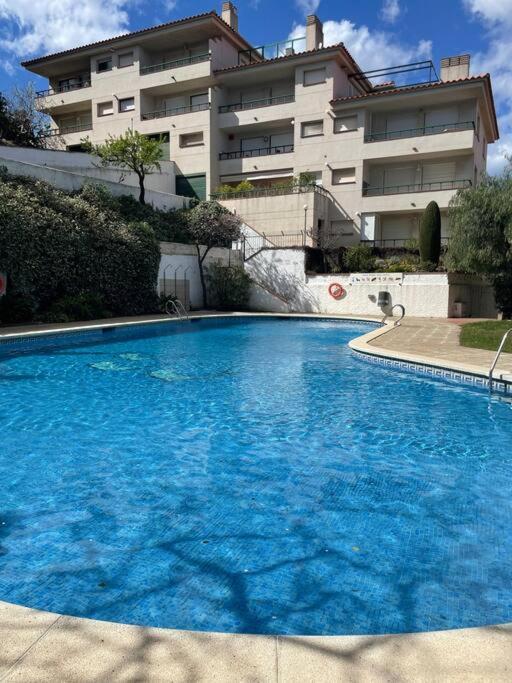 Con Piscina En * Llançà