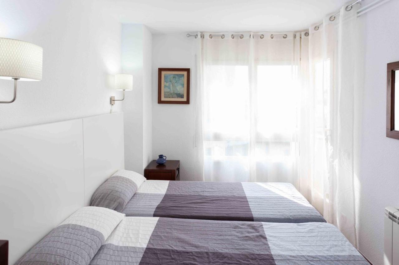Primerisima Linea De Mar. Hutg 038644-53