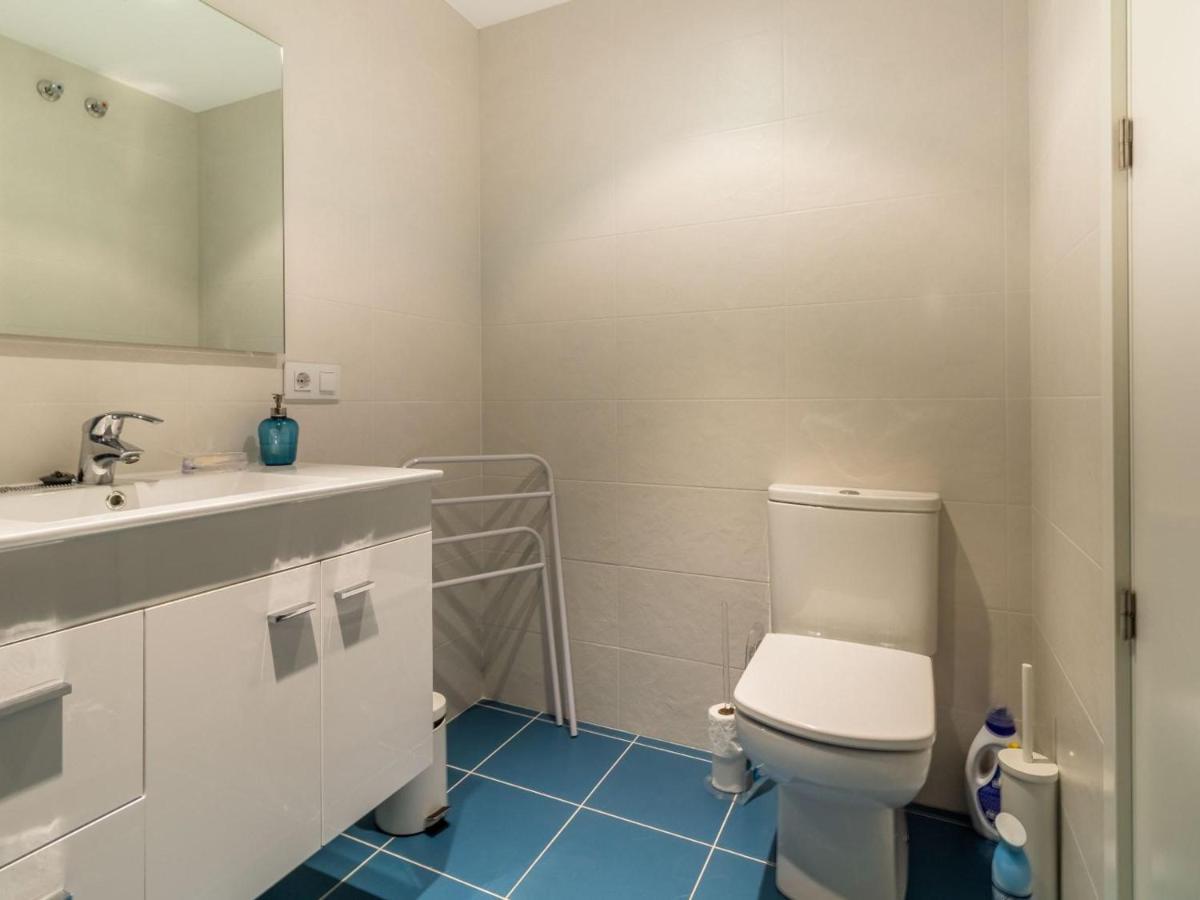 Apartamento De Lujo Frente Al Mar En Playa De La Tonyines, 3 Habitaciones, Terraza, Garaje Y Mas - Es-228-127 *
