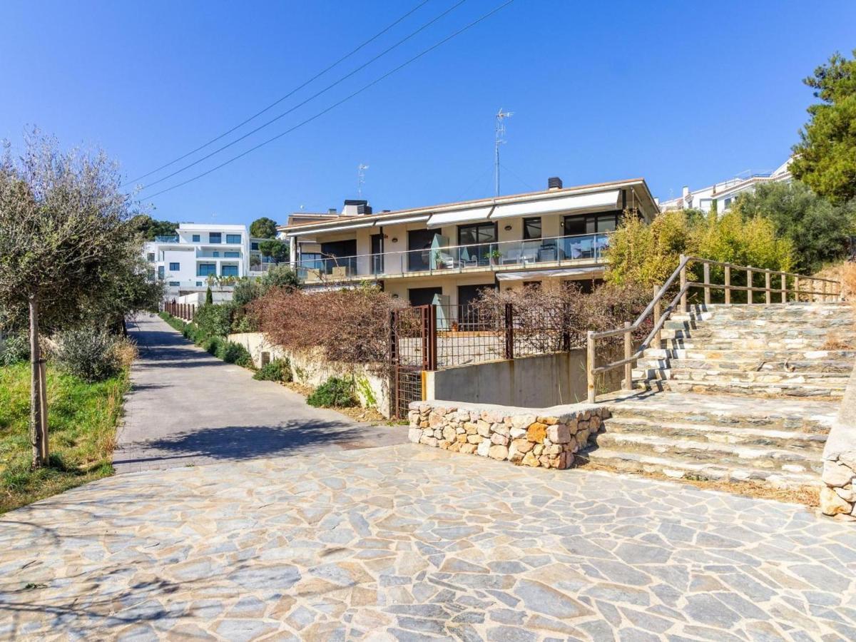 Apartamento De Lujo Frente Al Mar En Playa De La Tonyines, 3 Habitaciones, Terraza, Garaje Y Mas - Es-228-127