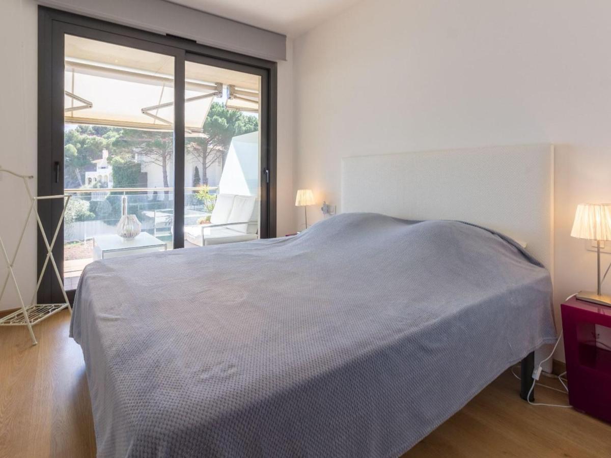 Apartamento De Lujo Frente Al Mar En Playa De La Tonyines, 3 Habitaciones, Terraza, Garaje Y Mas - Es-228-127 Llançà