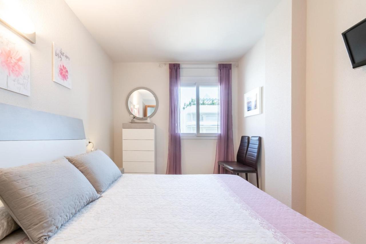 Apartamento Con Terraza Y Vista Piscina Apartment Roses