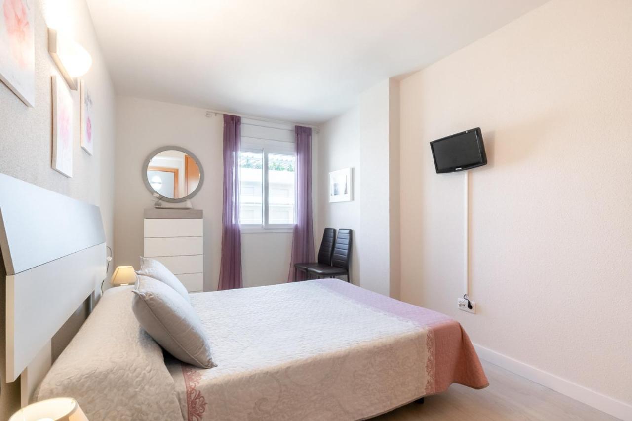 Apartamento Con Terraza Y Vista Piscina Apartment