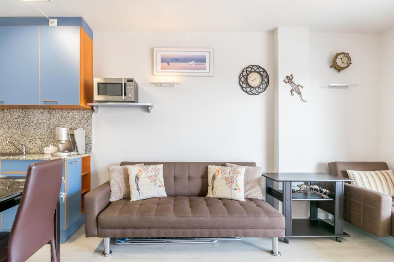 Apartamento Con Terraza Y Vista Piscina