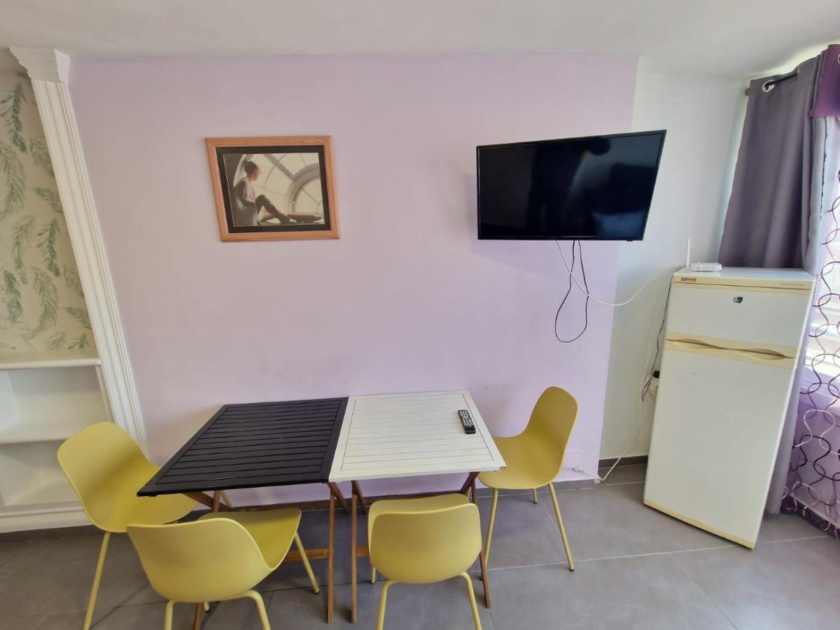 Estudio Violet Apartment *