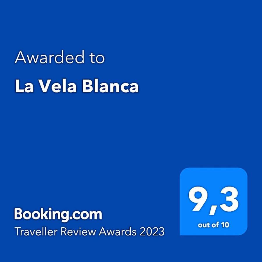 La Vela Blanca * Rosas