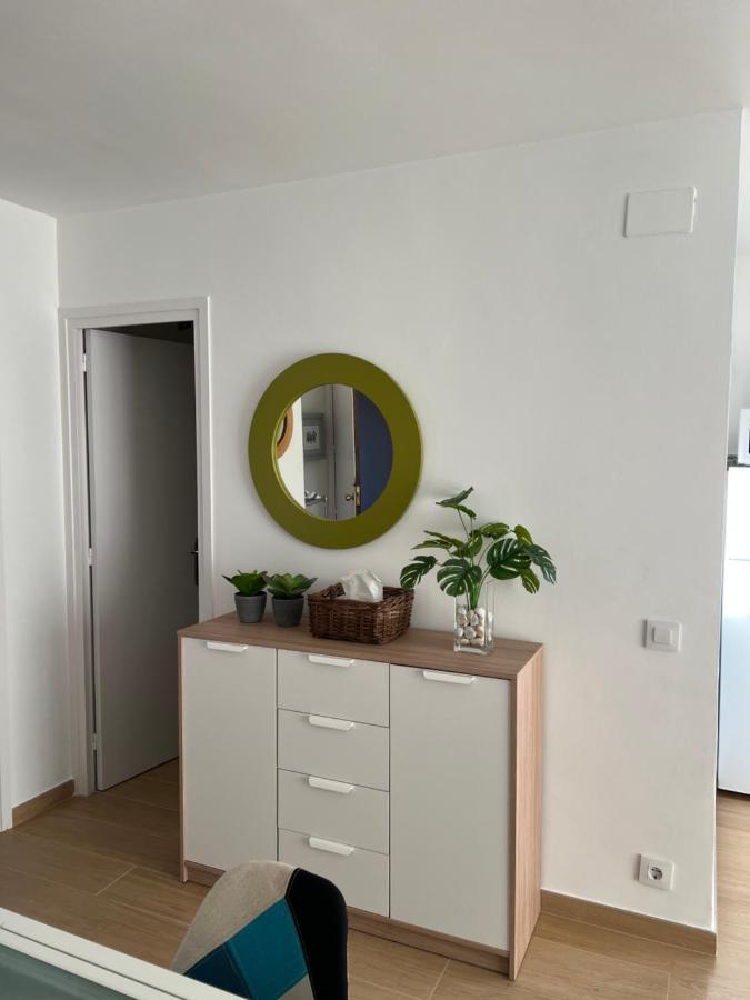 Apartamento Para 4 Personas A 200 M De La Playa. Apartamento *