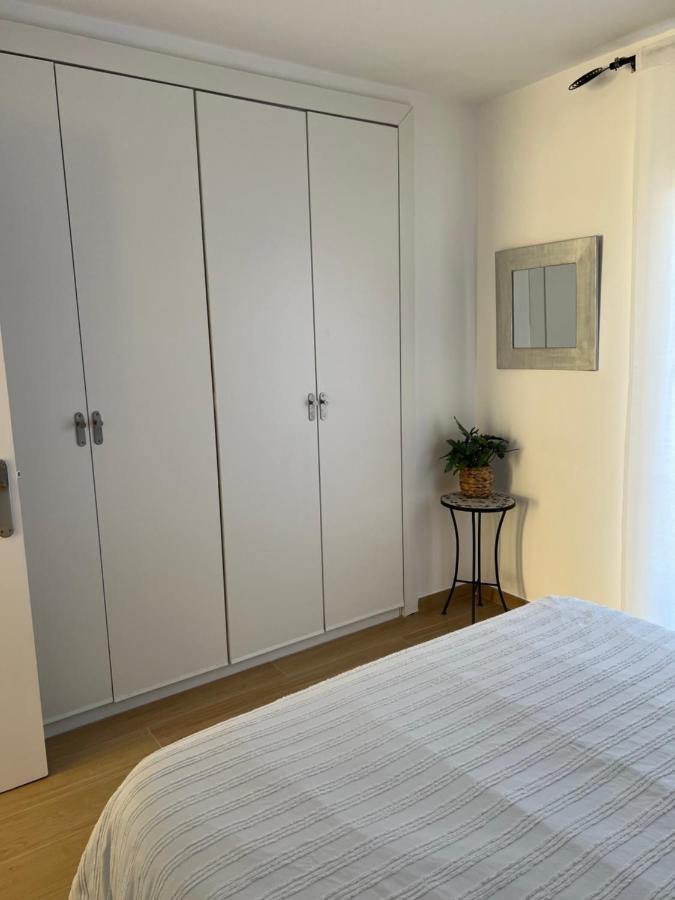 Apartamento Para 4 Personas A 200 M De La Playa. Ampuriabrava
