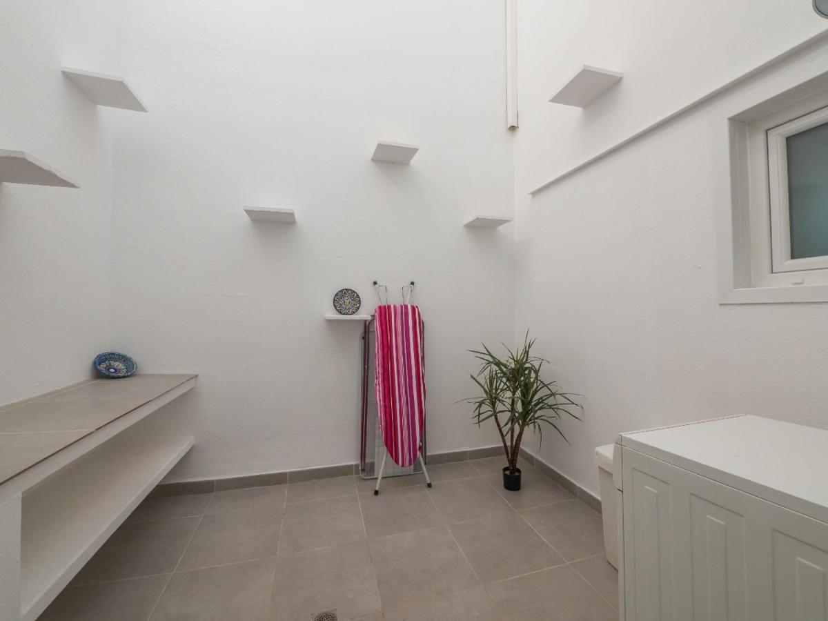 Agi Peater Center Apartment