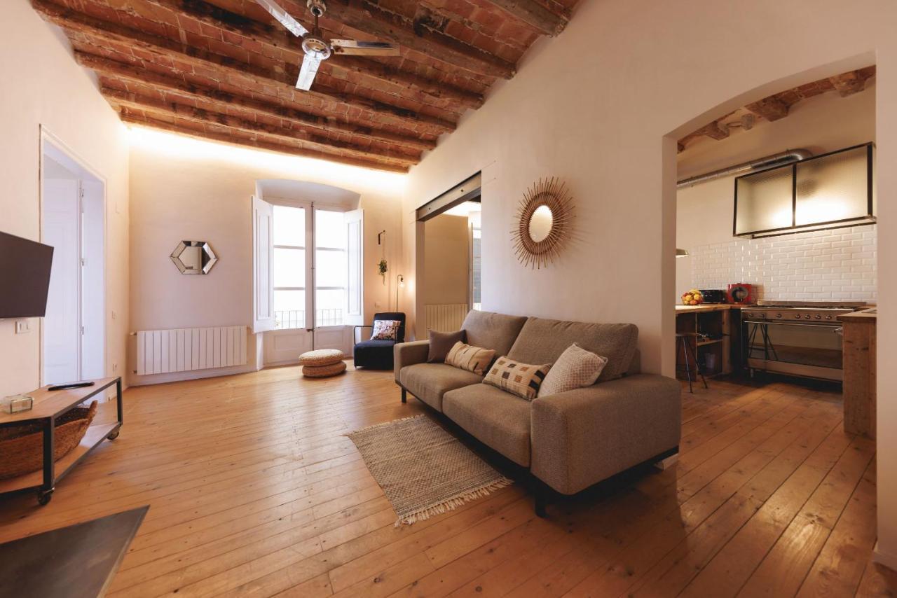 Bravissimo Carrer Nou, Cosy 2-bedroom Apartamento *