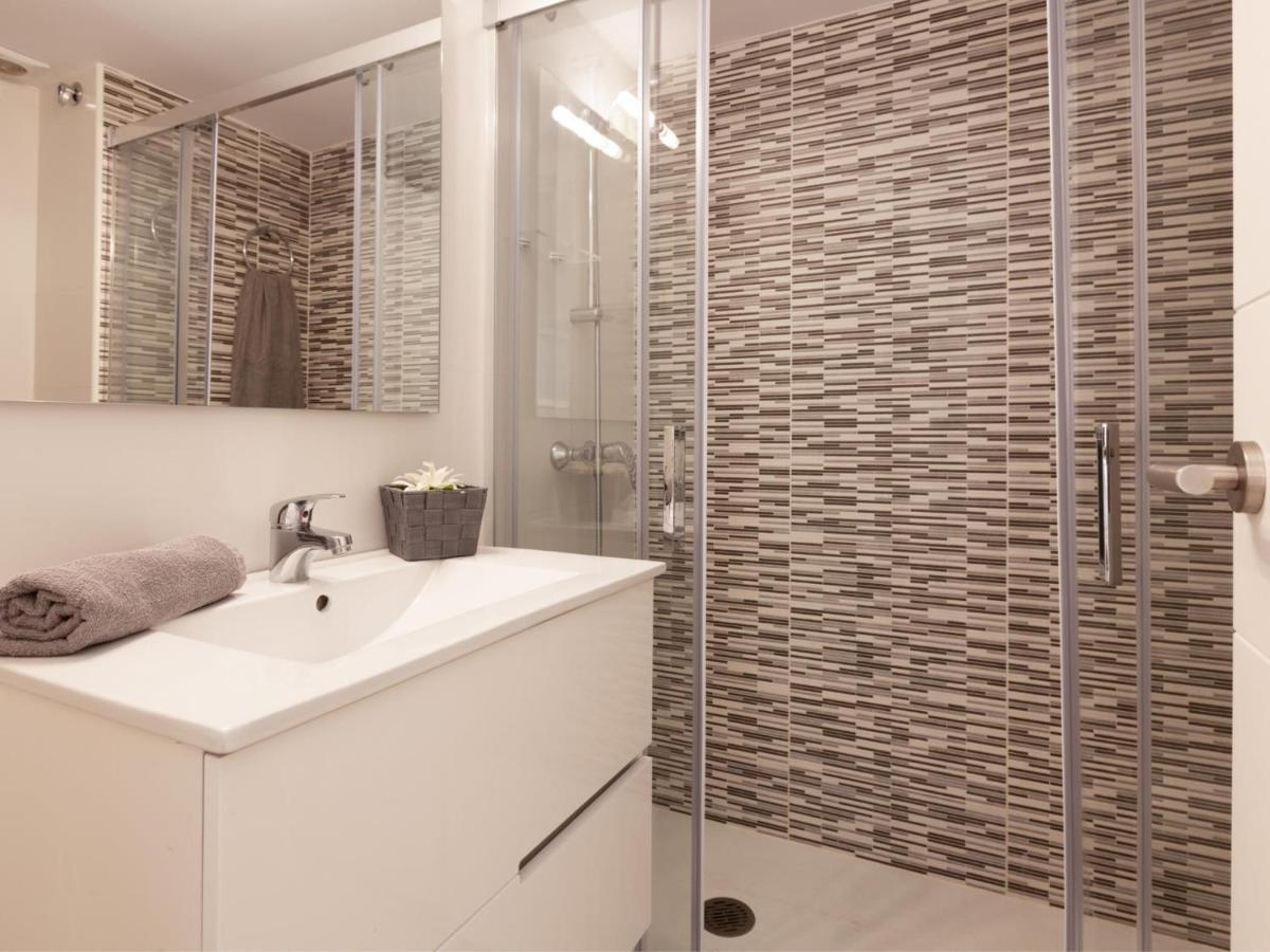 Apartment Sea Views On The