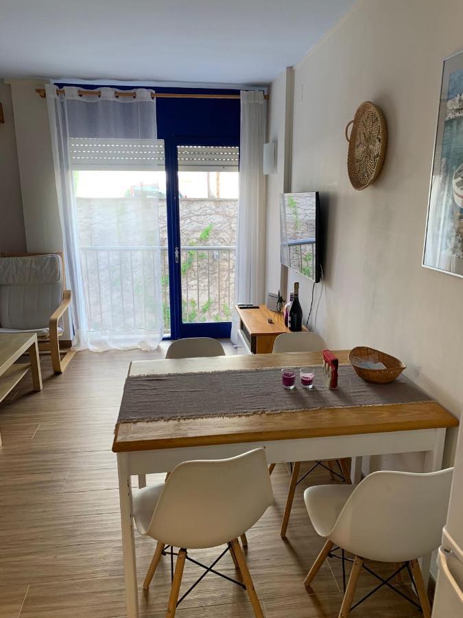 Cosy In L Escala, 7 Mins Walk To The Closest Beach, Riells Apartamento *