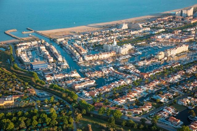 Port Ducal A102 *