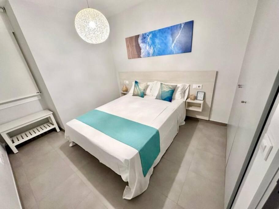 - Marivent Apartment Roses