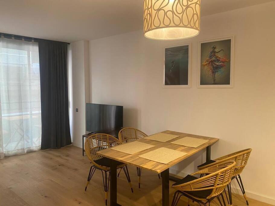 Piso Lujo De La Playa Lloret. Apartamento Lloret de Mar