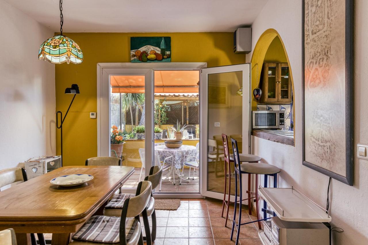 Casa En Urb Cala Montgo * L'Escala