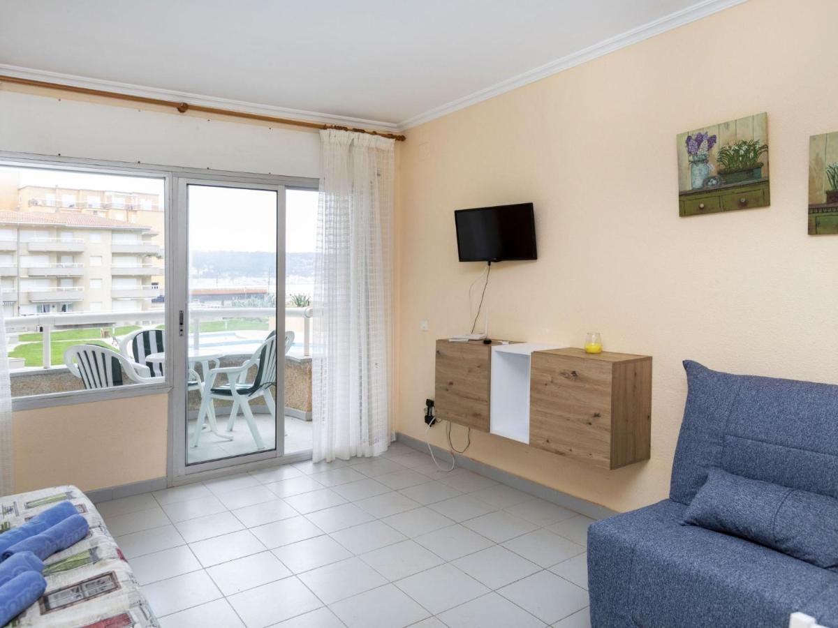 Apartment Residencial Manureva Ii *