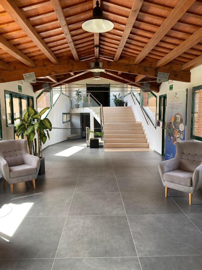 Casa Santa Elena Hotel *