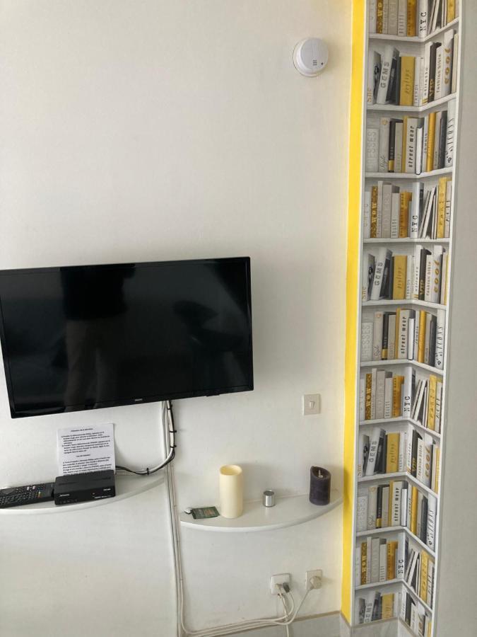 Apartment Tres Bel Entierement Renove Empuriabrava